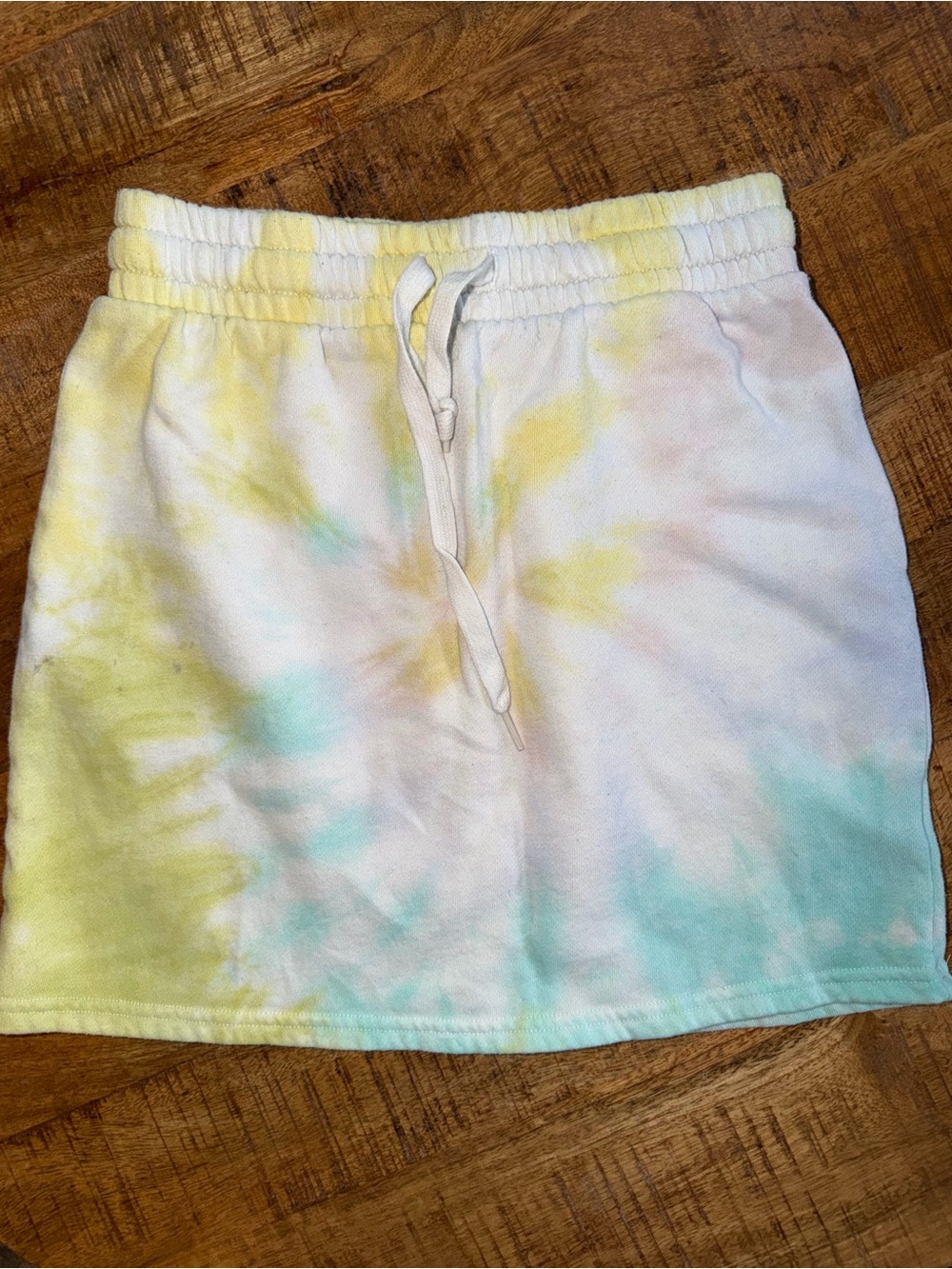 Aeropostale Tie-Dye Drawstring Skirt in Pastel Yellow & Mint